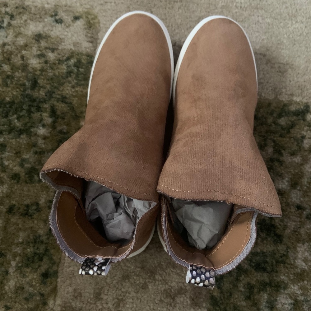Ladies Shoes - Picture 4 of 5